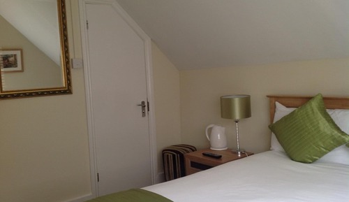Standard Twin Room, Ensuite