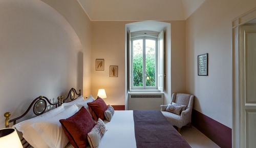 Deluxe Room, Garden View