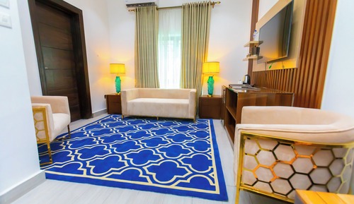 Executive Suite