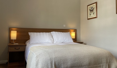 Standard Twin Room, Ensuite
