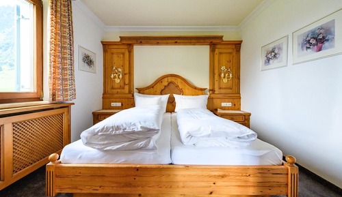 Classic Single Room