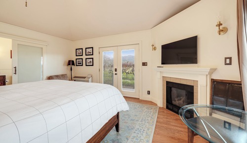 King Carriage House Junior Suite