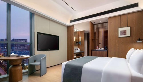 Superior Room, 1 King Bed, Non Smoking