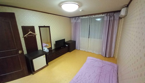 Room (Ondol)