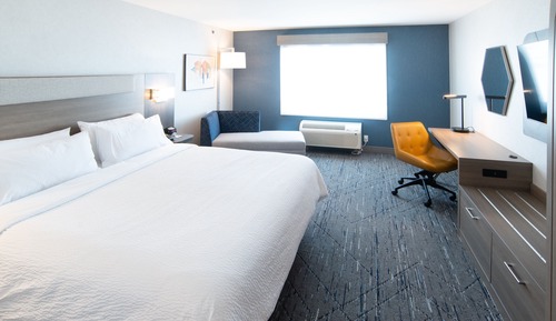 Standard Room, 1 King Bed