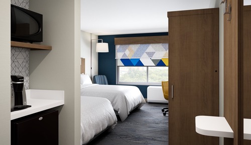 Standard Room, Multiple Beds, Accessible Bathtub