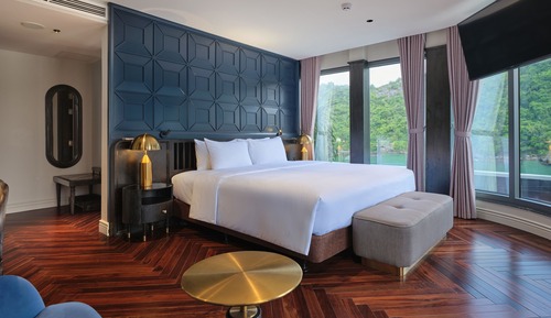 Executive Cabin