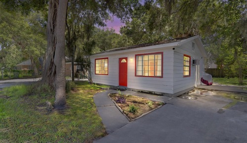 House, 2 Bedrooms