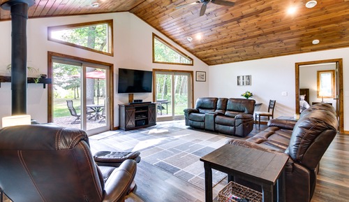 House (2 Bedrooms)