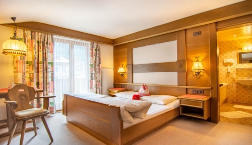 Classic Double Room