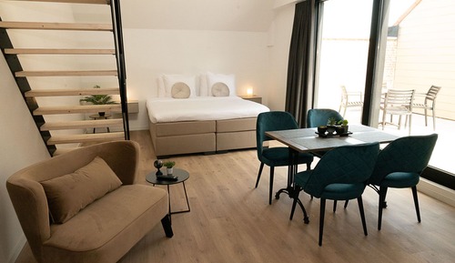 Luxury Quadruple Room