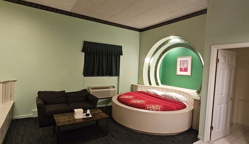 Honeymoon Room
