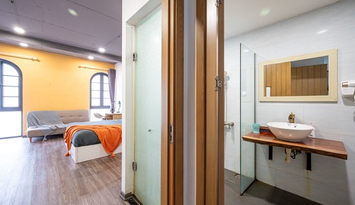 Deluxe Apartment