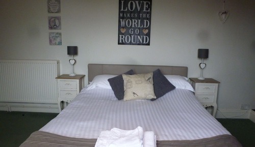 Superior Double Room, Ensuite (Room 1)