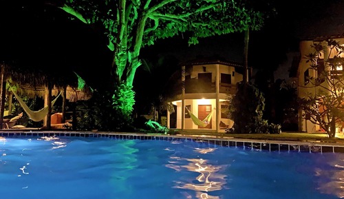 Deluxe Cabana, Pool View