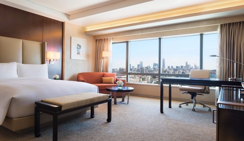 Deluxe King Room