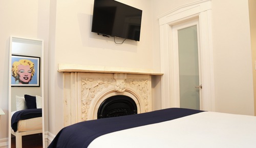 Deluxe Studio (Unit 7)