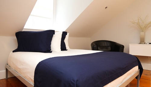 Economy Studio (Unit 15)