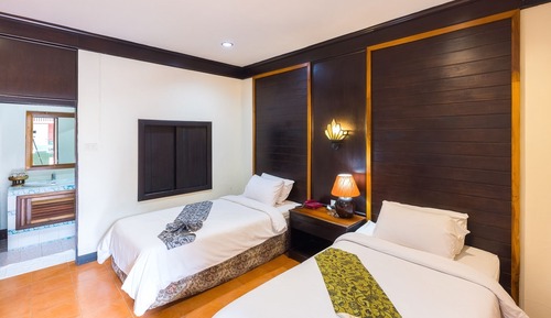 Deluxe Twin Room