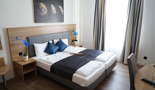 Economy Double Room, Accessible, Ensuite