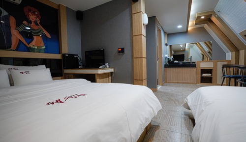 Business Twin Room