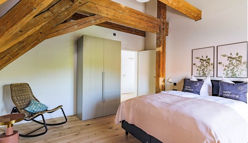 One-Bedroom Suite