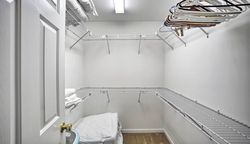 Apartment (0 Bedroom)