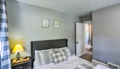 House (4 Bedrooms)