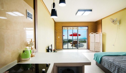 Room (Star 103)