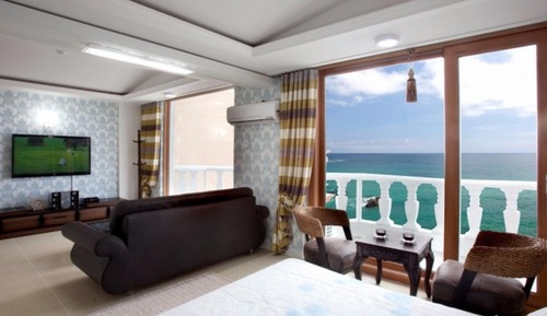 Room (Building Hemingway-Olive (6F Ocean Vi)