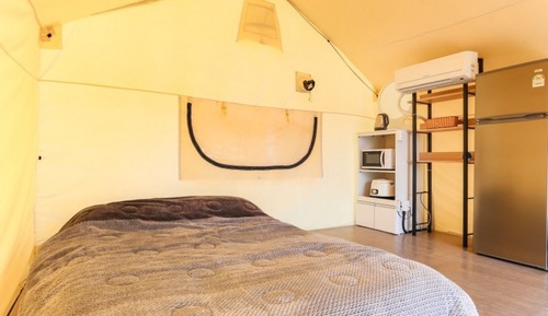 Room (Moonlight Room 10)
