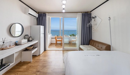 Basic Room, 1 Bedroom (301)