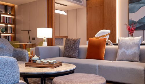 Suite, 1 King Bed (Living, Dining, Meeting)