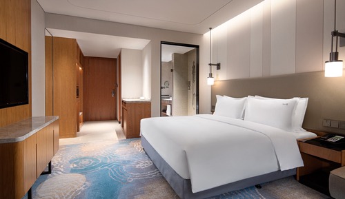 Standard Room, 1 King Bed, Mountain View (Super King)
