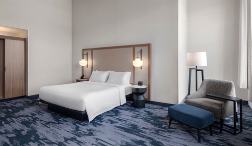 Room, 2 Queen Beds (Mobility Accessible, Tub)