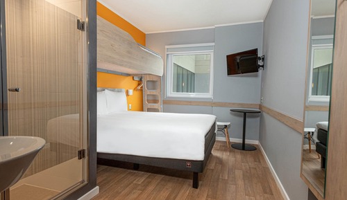 Standard Room, Multiple Beds