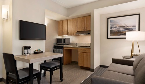 One Bedroom Suite, Two Double and One Sofa Bed, Non-Smoking