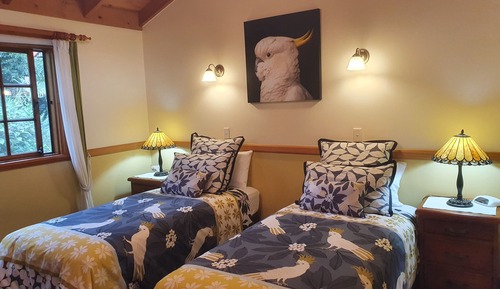 Cockatoo Room