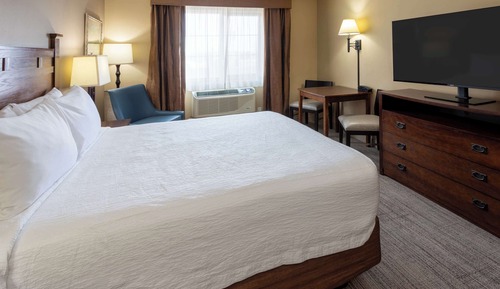 Room, 1 Queen Bed, Accessible (Guest)
