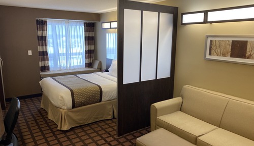 Suite, 1 Queen Bed, Non Smoking