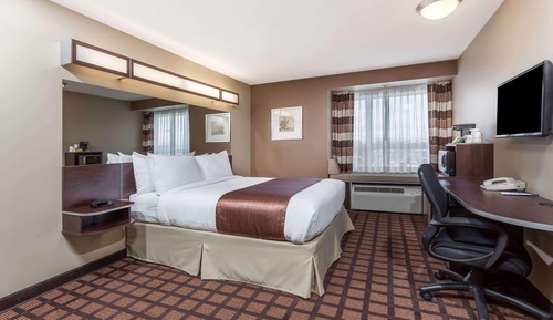 Standard Room, 1 Queen Bed, Accessible, Non Smoking