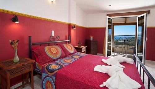 Superior Studio, Sea View