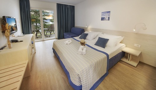Comfort Triple Room