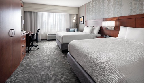 Deluxe Room, Multiple Beds (Mobility Accessible, Transfer Shower)