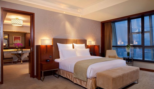Superior Suite One King Bed