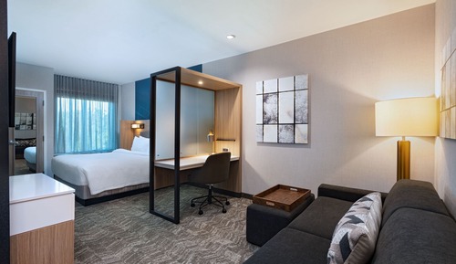 Suite, 1 King Bed (Mobility Accessible, Roll-in Shower)