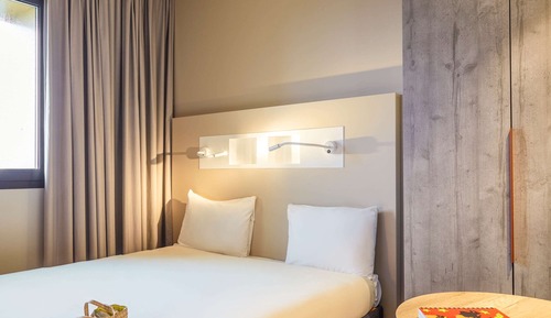 Triple Room, Multiple Beds