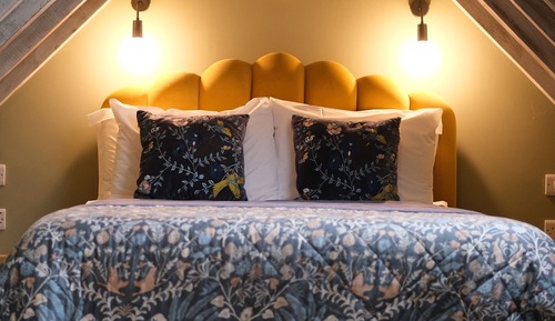 Exclusive House, Private Bathroom (The Coach House)