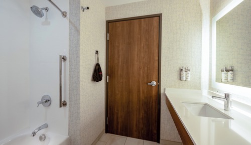 Standard Room, 2 Queen Beds, Accessible (Comm)