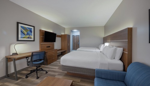 Suite, 2 Queen Beds